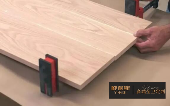 拼板是一道比較講究工藝和制作精度的工序 拼板是一道比較講究工藝和制作精度的工序