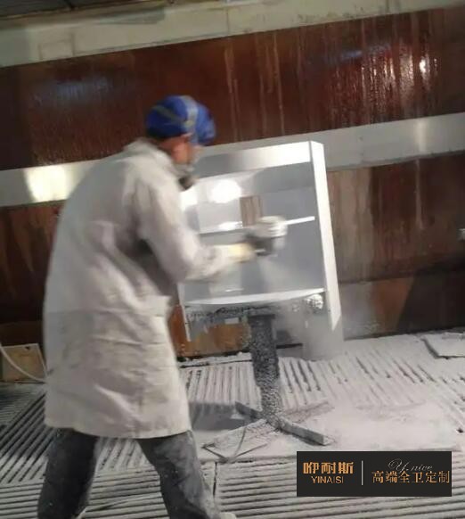 采用專業(yè)的聚酯漆確保在使用要求上做到防蟲、防水;獨(dú)特大方的顏色是在市場上保持高檔次的一大關(guān)鍵。 采用專業(yè)的聚酯漆確保在使用要求上做到防蟲、防水;獨(dú)特大方的顏色是在市場上保持高檔次的一大關(guān)鍵。