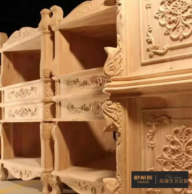 第十一步:木磨。把木頭表面的毛刺打磨掉,有小坑挖或黑疤的地方挖掉后填補起來、并打磨光滑。 第十一步:木磨。把木頭表面的毛刺打磨掉,有小坑挖或黑疤的地方挖掉后填補起來、并打磨光滑。